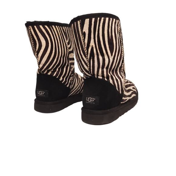 UGG Classic Short Exotic Zebra Boots Women's size 9 - Picture 7 of 10